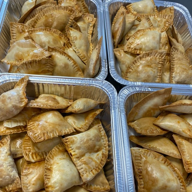 CORPORATE CATERING FOR 40 PEOPLE/120 pieces.