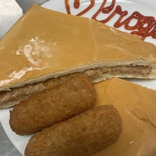 Croqueta Sandwich and Cheese